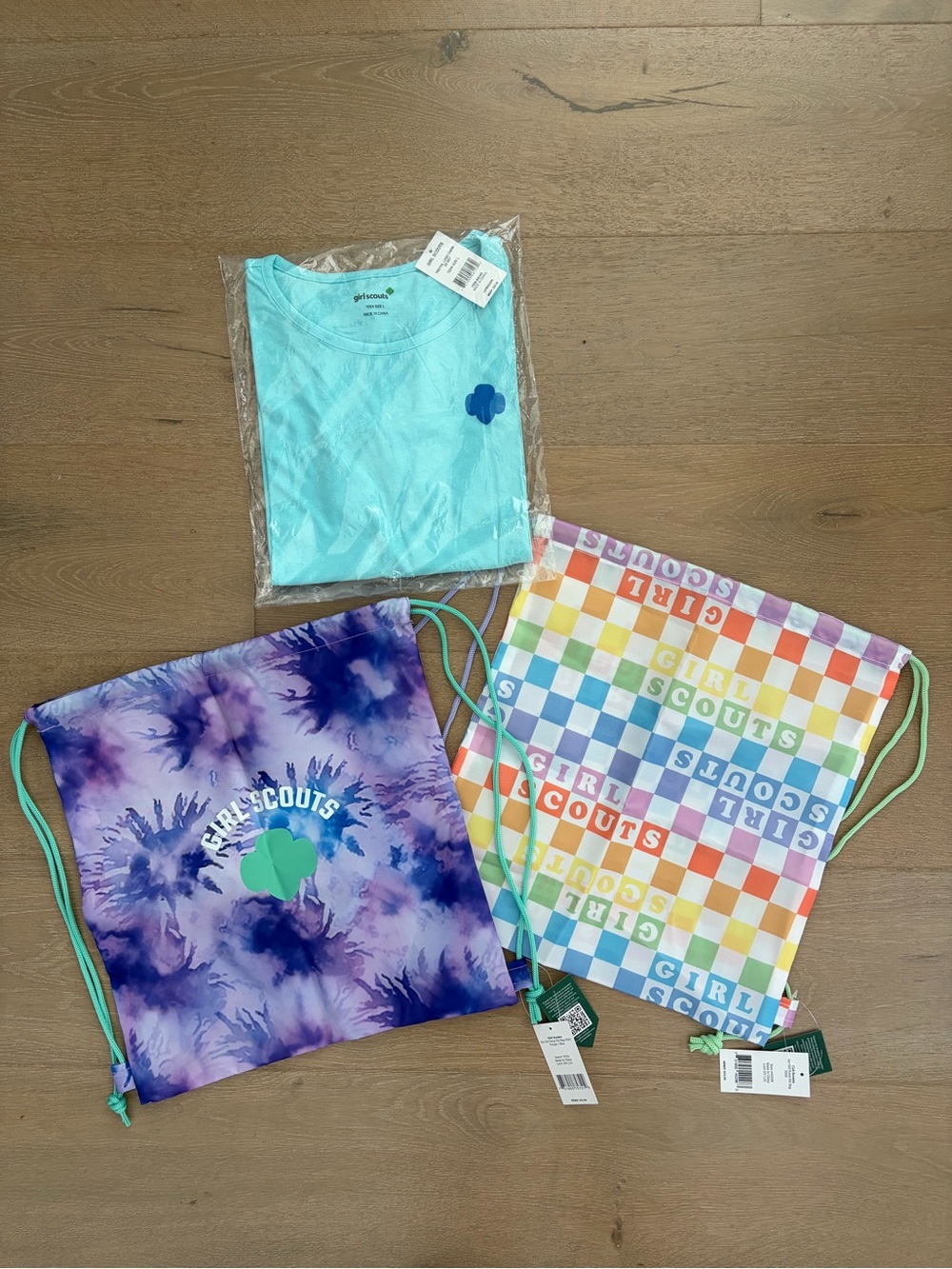 NEW Girl Scouts tee and 2 bags